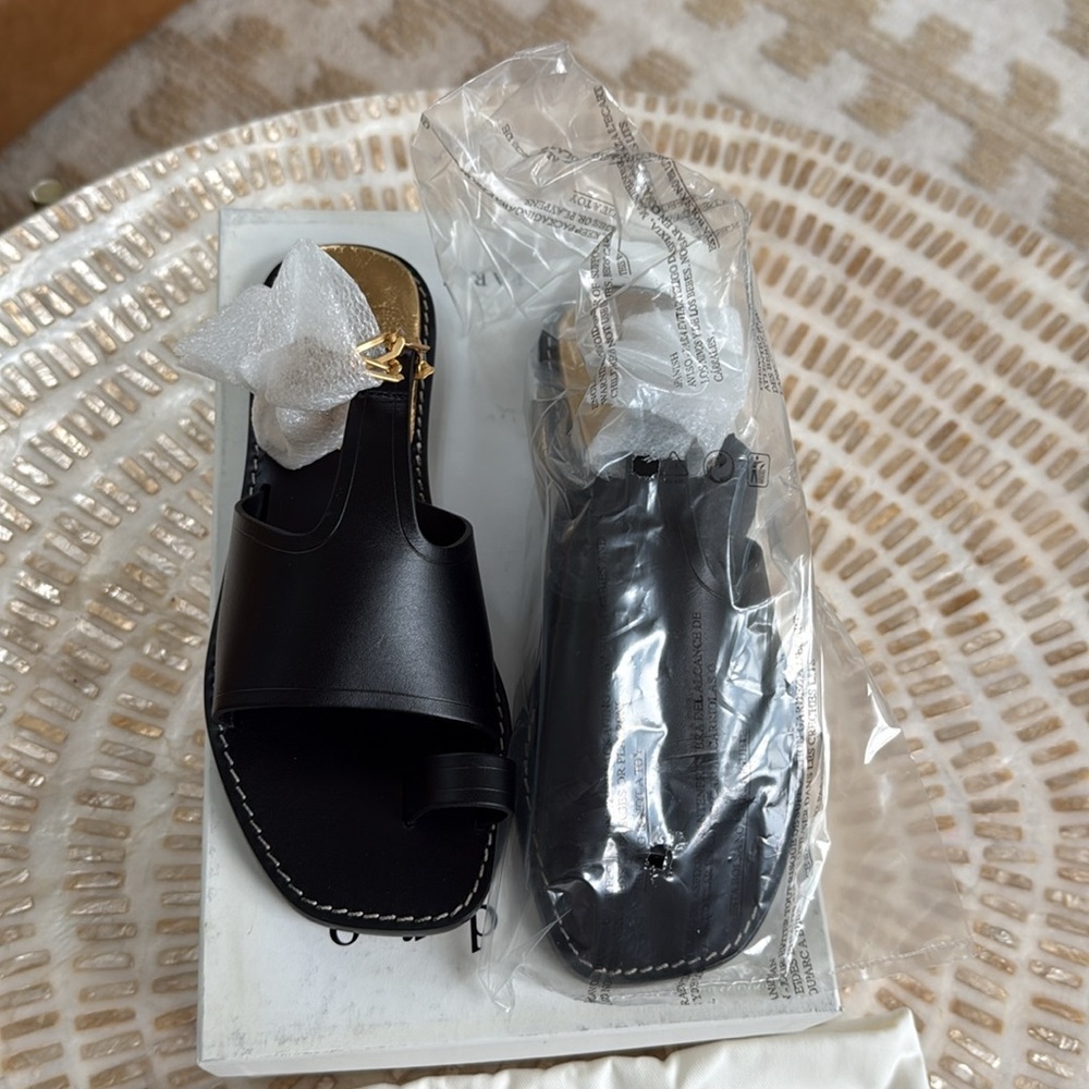 $360 New Sandro Sandals with Gold Chain - Picture 3 of 6